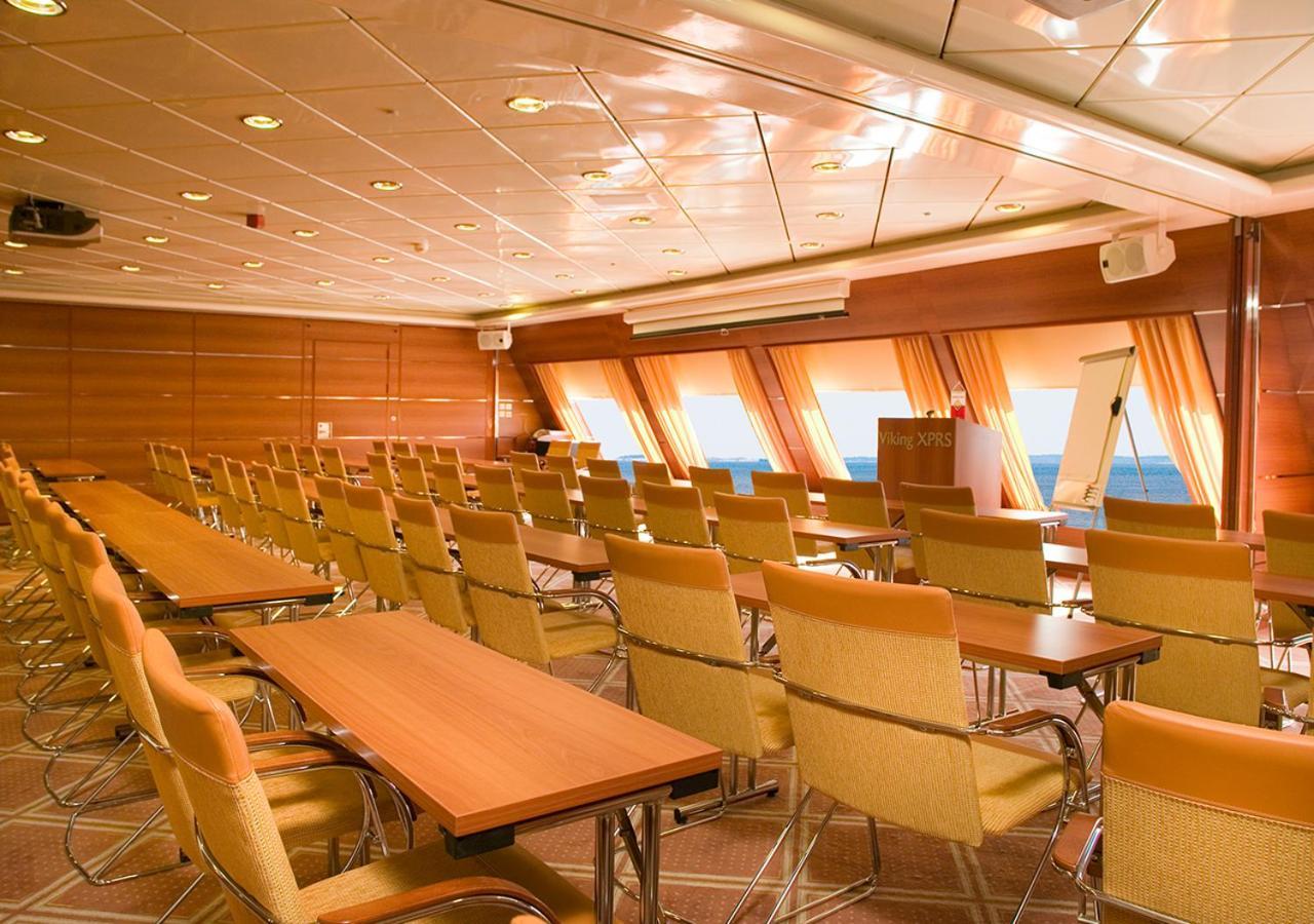 Готель Viking Line Ferry Viking Xprs - Night Cruise From Гельсінкі Екстер'єр фото